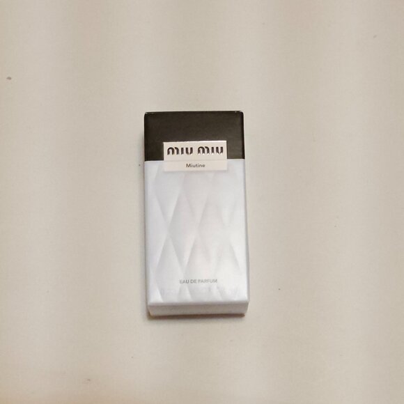 ADORABLE MINI Bottle of Miu Miu Miutine EDP 7ml/0.23 fl. oz. - Picture 10 of 10
